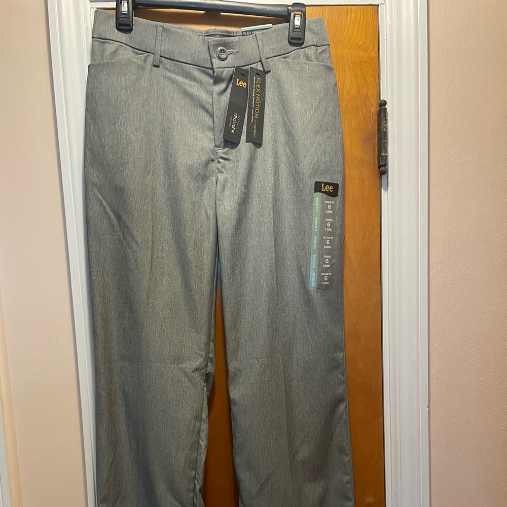 Lee flex motion, dress pants, size 6, long